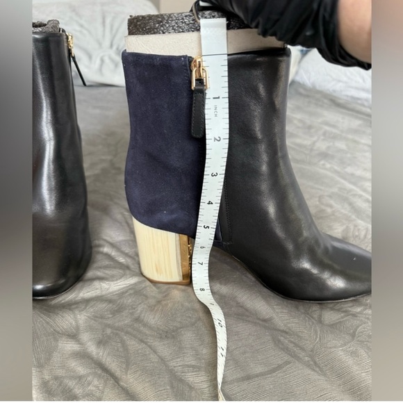 RARE Tory Burch Gigi Black Leather and Navy Suede Ankle Boots - Picture 6 of 8